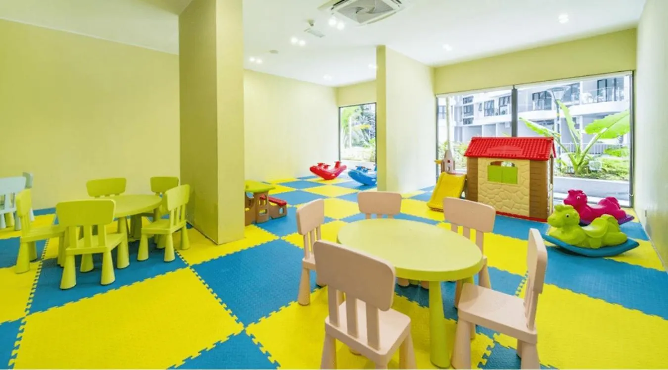 Spacious Balcony Royal Strand Full Seaview With 2Carparks Foc Netflix Access And Youtube Premium 3Beds3Bath For 6-10Pax By Minshuku Johor Bahru 0*,