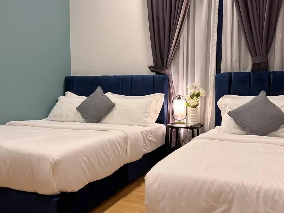 Apartment Spacious Balcony Royal Strand Full Seaview With 2Carparks Foc Netflix Access And Youtube Premium 3Beds3Bath For 6-10Pax By Minshuku Johor Bahru